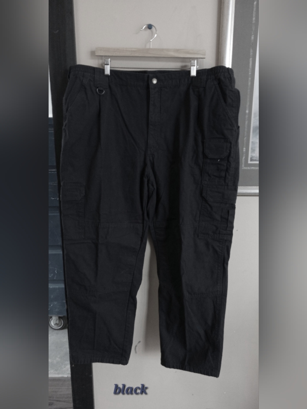 Men's Black Cargo Pants - Classic Utility Style 44x30